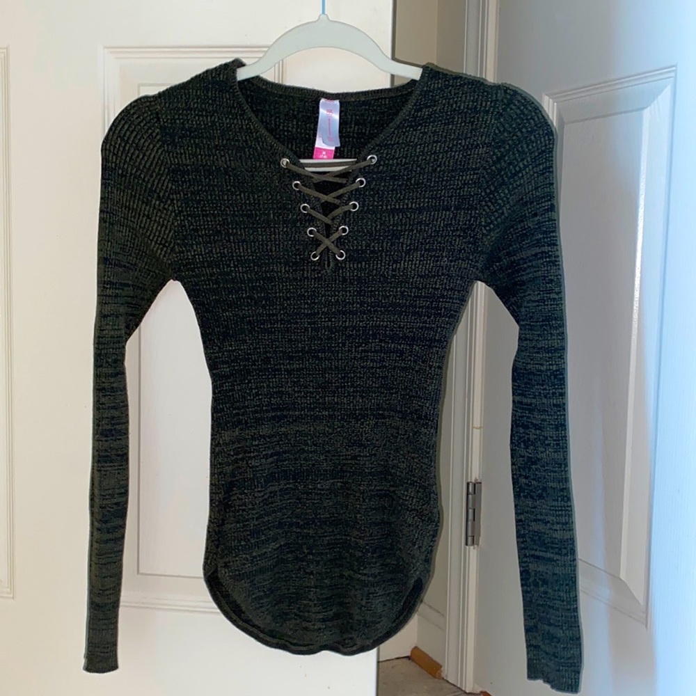 Long sleeve | green | lace down